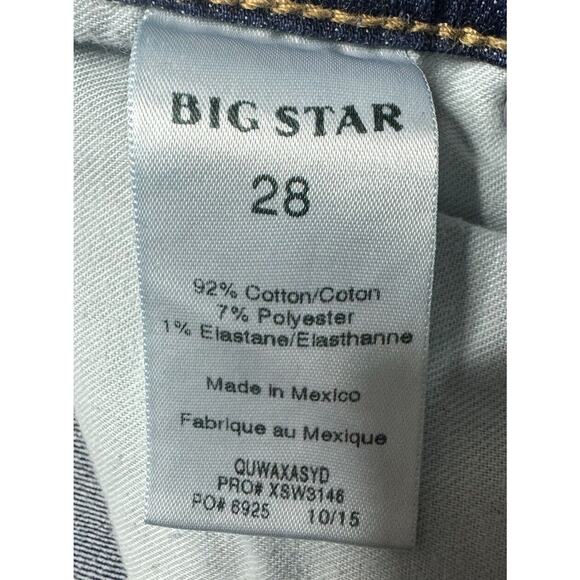 Big Star Women's Distressed Cropped Blue Denim Jeans - Size 28x25.5 - Picture 7 of 7